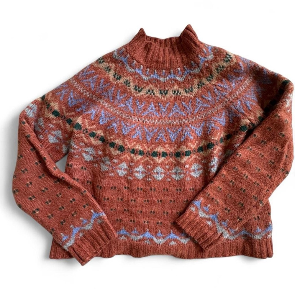 American Eagle Fair Isle Women's Patterned Sweater - Rust and Blue